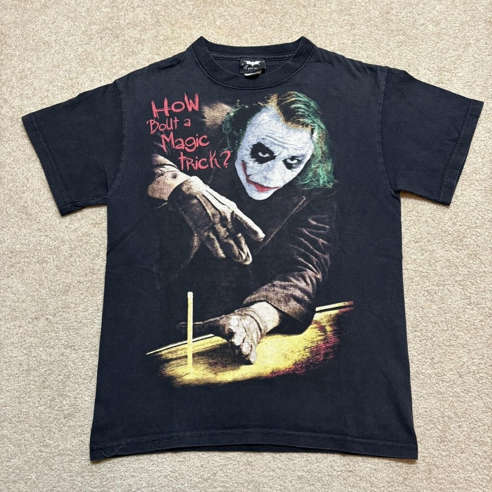 Vtg Dark Knight Joker Shirt Small 2008 Batman Heath Ledger Joker Magic Trick Y2K